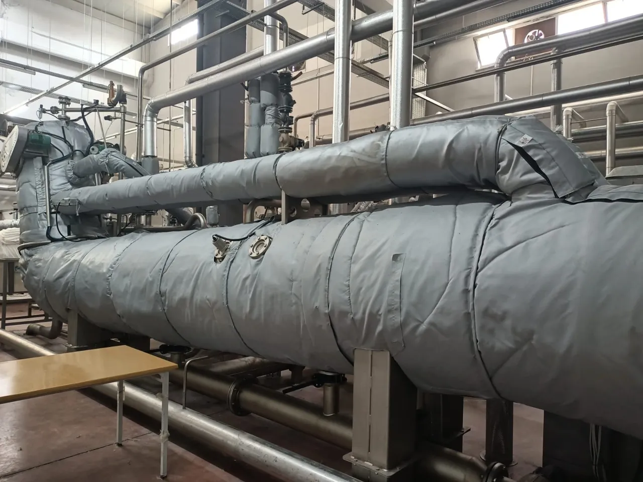 vana ceketi üretimi sarı izolasyon